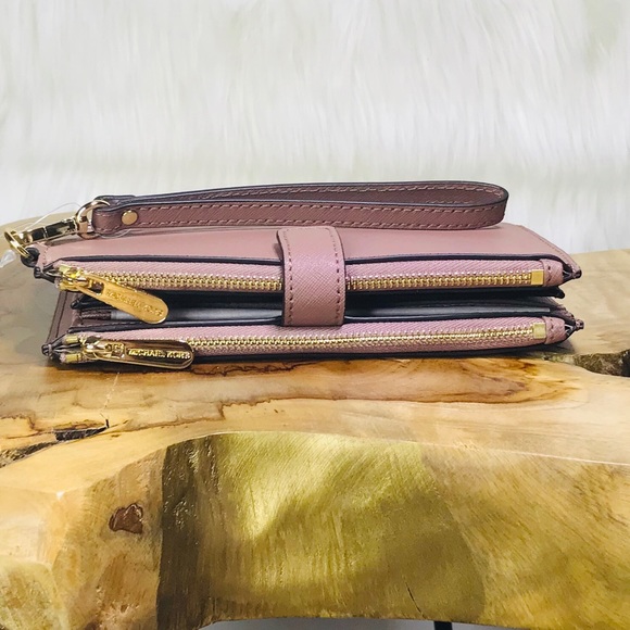 Michael Kors Jet Set Travel Double Zip Wristlet - Picture 6 of 8